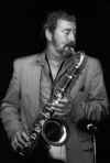 Ron Drake Tenorb&w5X7.jpg (84261 bytes)